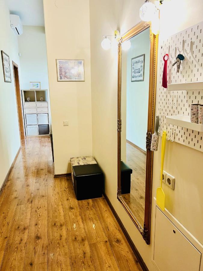 Super Apartment Old Town Клайпеда Экстерьер фото